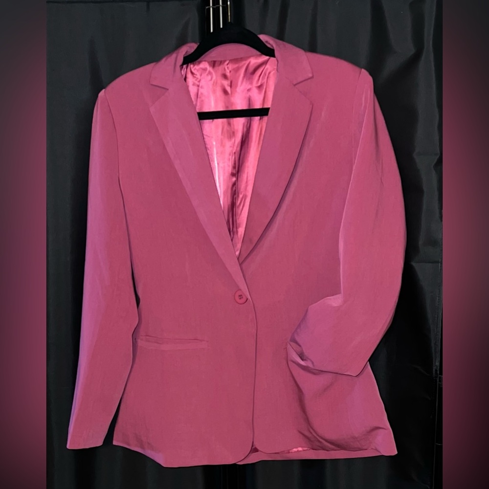 Elegant Pink Women's Blazer
